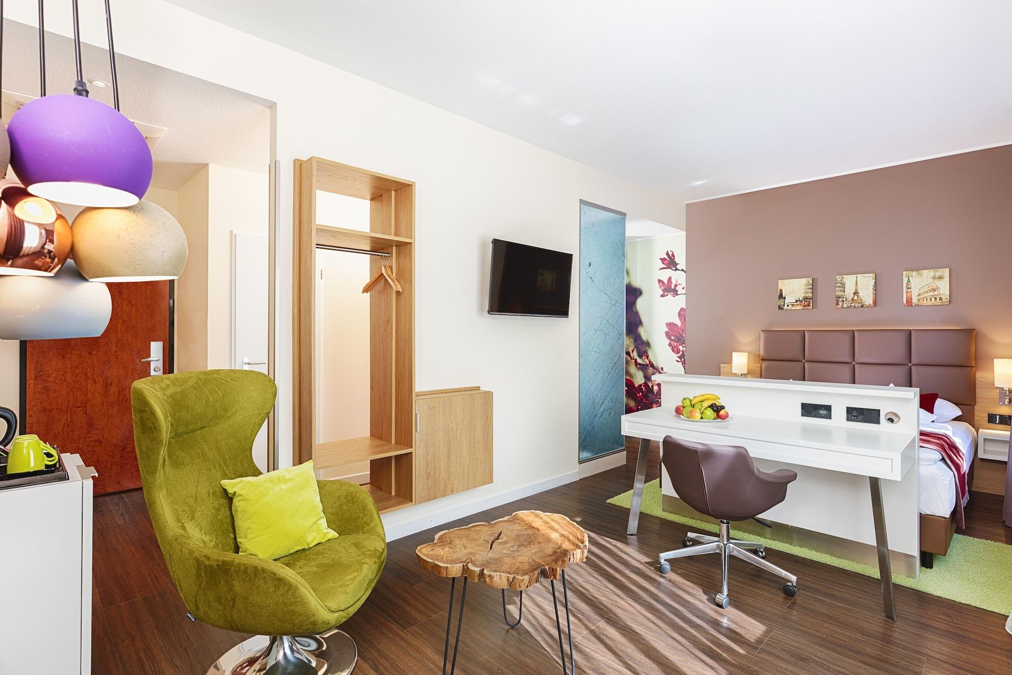 Western Hohenzollern Hotel 4*